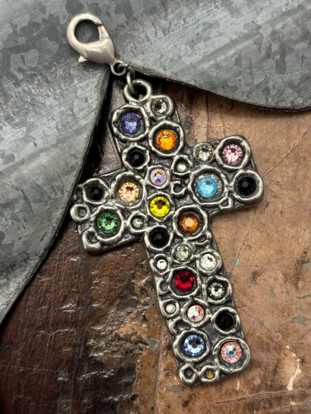 Sabika Cross Pendant